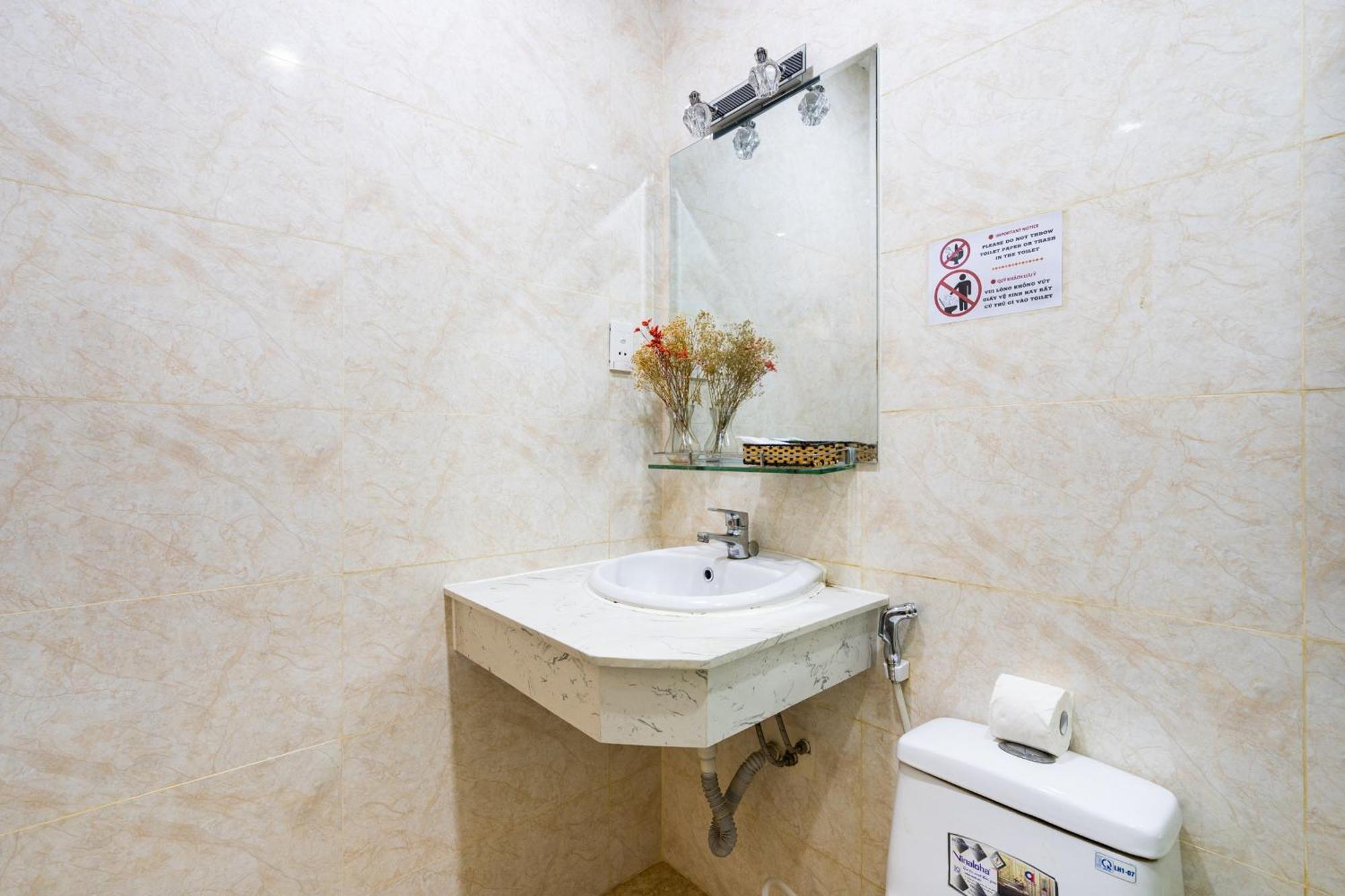 Cozy Inn Ho Chi Minh Екстер'єр фото